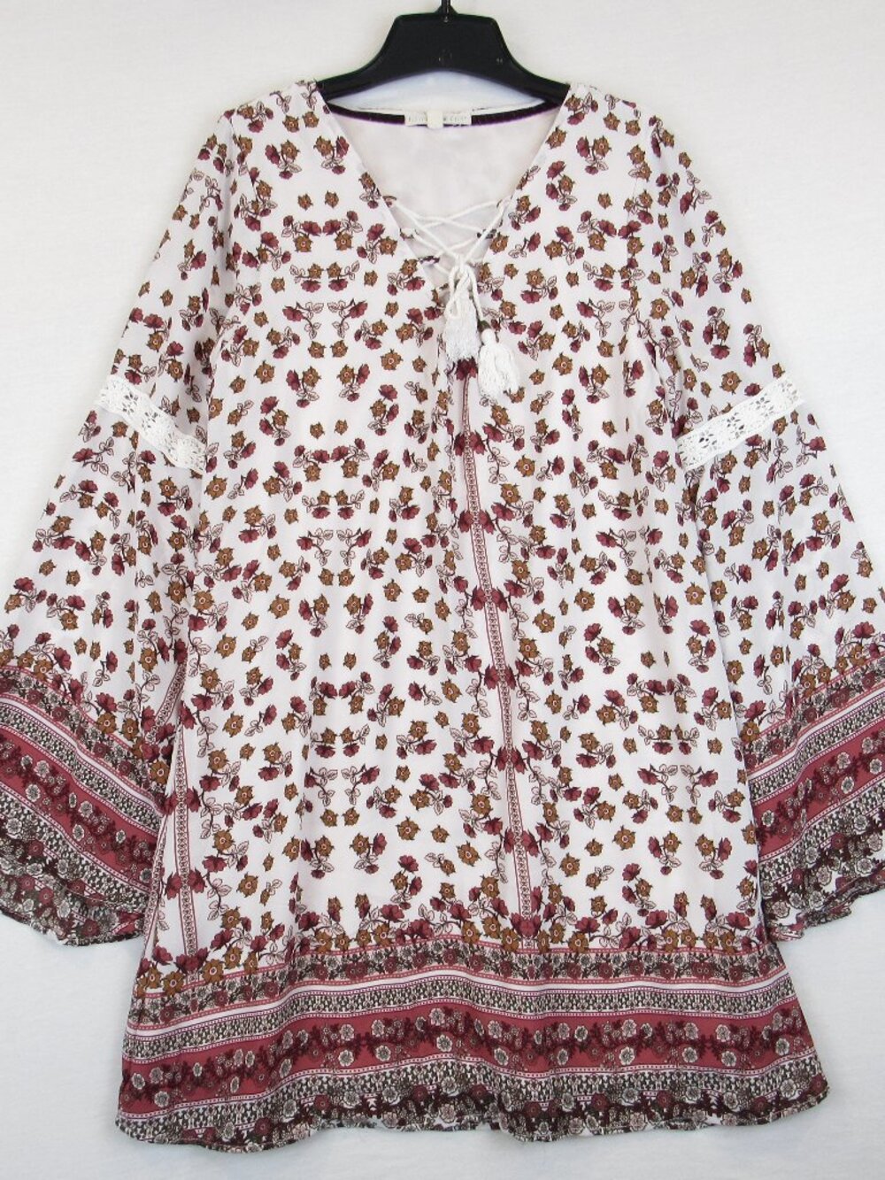 Hint of Mint Women's L Boho Lace Up Tassel Peasant Blouse Bell Sleeve Long Tunic